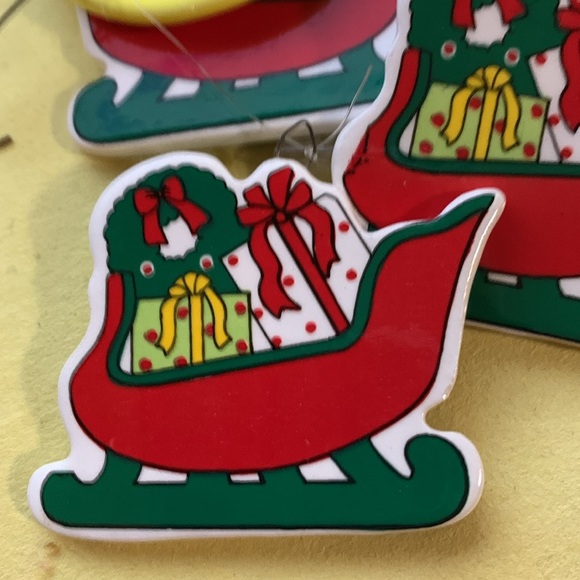 Vintage RUSS Miniature Holiday Wind Chime, tre ornament, 3 Sleighs, * - Picture 5 of 5